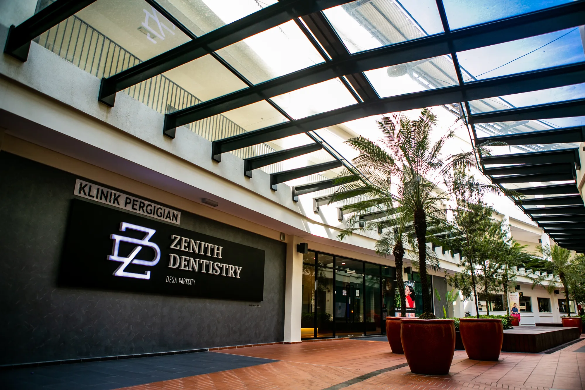 Inside Zenith Dentistry, Plaza Arkadia